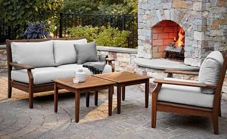 Outdoor furniture cleaning